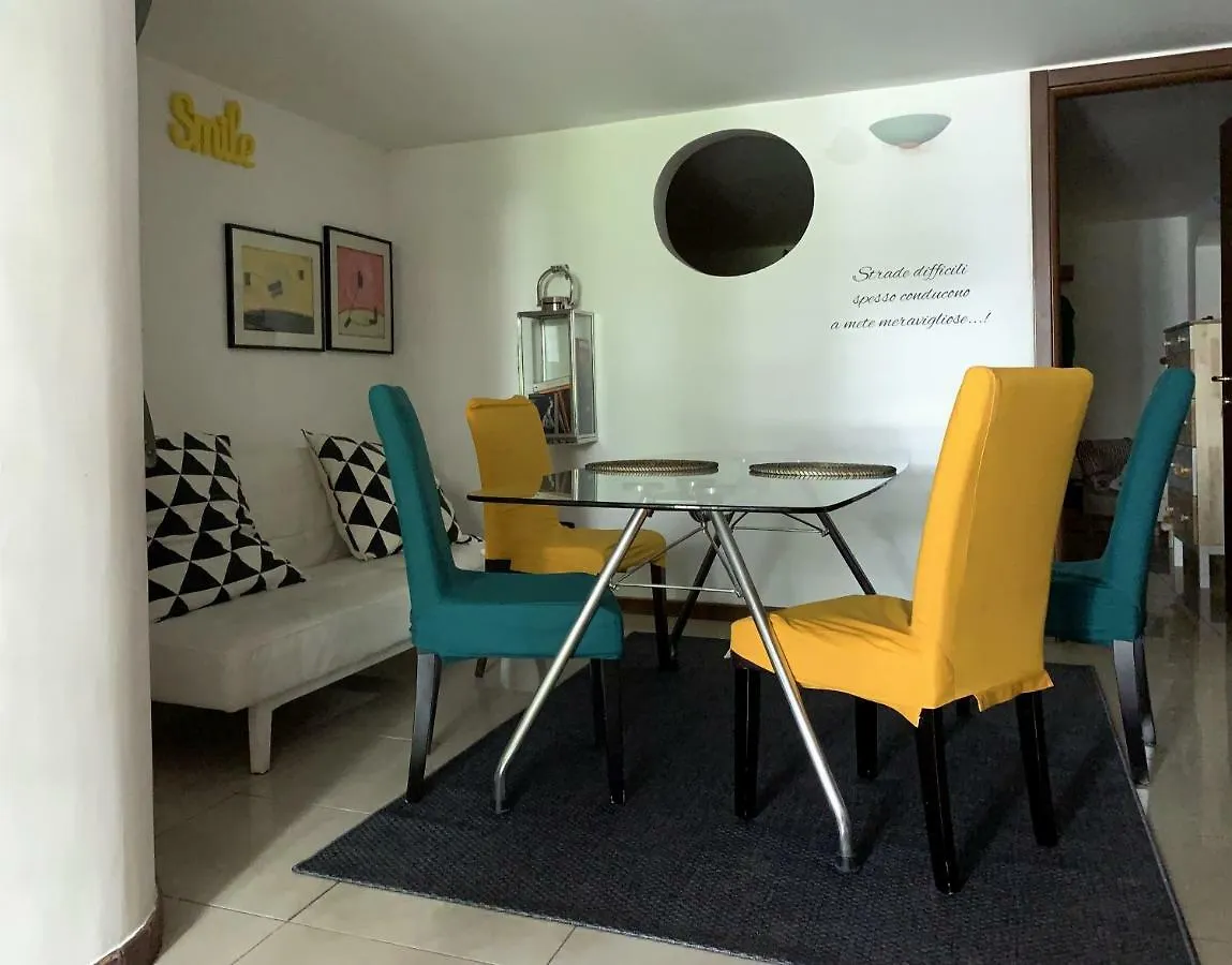 Apartament Azzurra Flat Bari Center 0*,